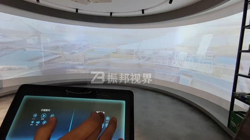 弧幕影院控制系統