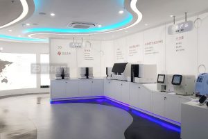 展廳機器人